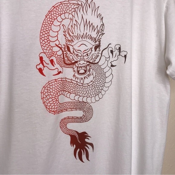 Popular Sports Dragon Graphic White Short Sleeve Crew Neck T Shirt Size Large - Picture 2 of 9
